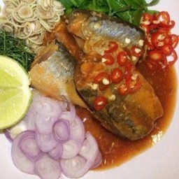 ยำปลากระป๋อง +ข้าว