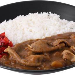 C01 ข้าวแกงกะหรี่เนื้อสไลด์ Premium Beef Curry Rice