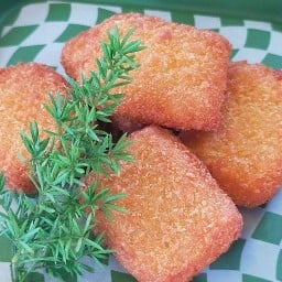 สะเดิด..ไก่ป็อปแอนด์เฟรนฟรายด์ พิมพา