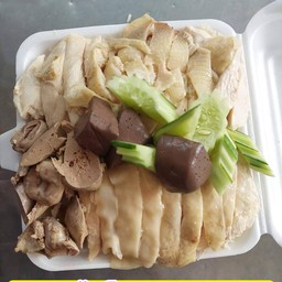 ข้าวมันไก่โคตรพิเศษ ใส่เครื่องใน