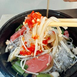 ยำเส้นแก้วรวมมิตร