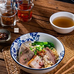 บะหมี่คลุก(แห้ง)หมูรวม