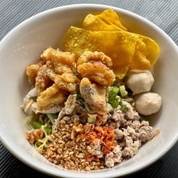 ก๋วยเตี๋ยวสี่แคว สาขารัชดา 36