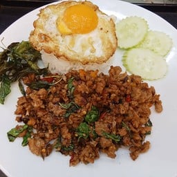 ผัดกะเพราขั้นเทพ