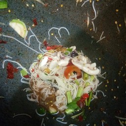 ตำข้าวปุ้นคางหมึก