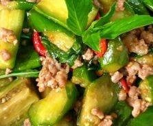 ผัดมะเขือยาวหมูสับ