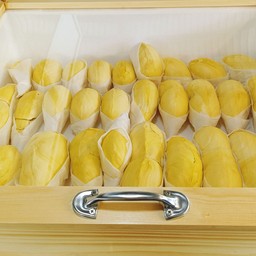 ทุเรียนหมอนทองเนื้อล้วน1 กก. แถมฟรีผลไม้พร้อมทาน1ชุด