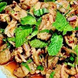 น้ำตกเนื้อ