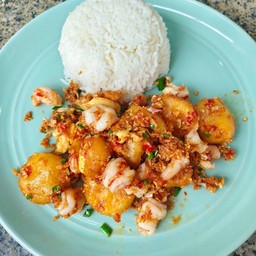 ข้าวเต้าหู้ไข่กุ้งสับผัดพริกเกลือ