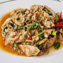 หมูหมักผัดขี้เมา