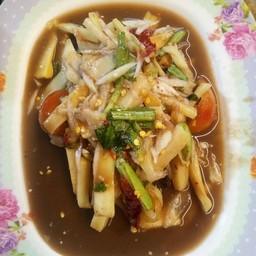 ตำหน่อไม้ปูม้าลาว