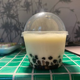 ชา หน้า บ้าน