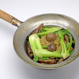 ขาห่านอบหมี่ 焗鵝腿面