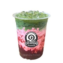 มัทฉะ นมสตรอเบอร์รี่