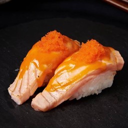 แซลมอนเบิร์นสไปซี่