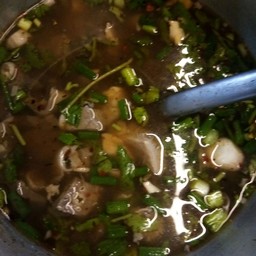 ต้มแช่บเครื่องในวัว