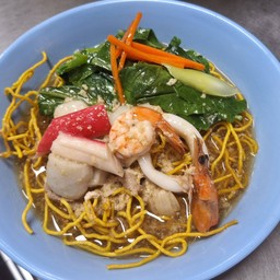 ราดหน้าบะหมี่กรอบทะเล