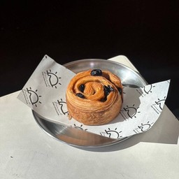 Pain Au Raisin