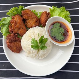 ข้าวไก่ทอดคาราเกะ