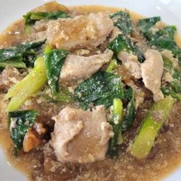 ราดหน้าหมู