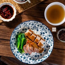 ข้าวหมูอบ+หมูกรอบ
