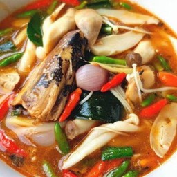 ต้มยำปลากระป๋อง (กับข้าว)