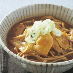 Soba-Curry-Pork-300g โซบะแกงกะหรี่หมู 豚肉カレーそば300