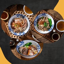 Set หมูรวมสุดคุ้ม (หมูกรอบ หมูอบ หมูบะช่อ กระเพาะ ตับ ไส้)