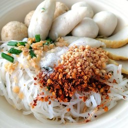 ก๋วยเตี๋ยวลูกชิ้นปลาต้มยำรสเด็ด(สูตรน้ำซุปเล้งไม่ใส่ผงชูรส)