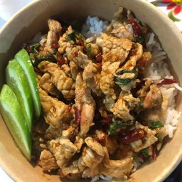 กะเพราหมูชิ้น