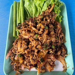 ก้อยหมูคั่ว (สุก)