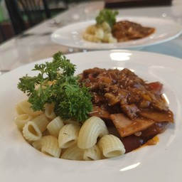 พาสต้าเส้นมักกะโรนี