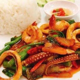 กะเพราบางรัก