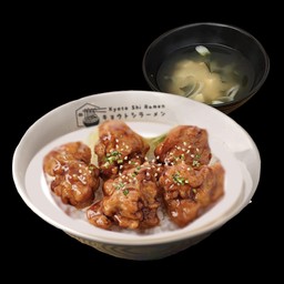 ข้าวหน้าไก่คาราเกะซอสเทอริยากิ