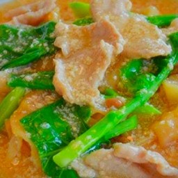 ราดหน้าเส้นใหญ่