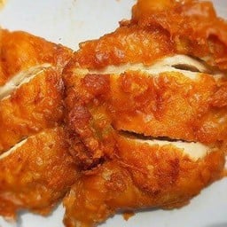 ข้าวมันไก่/.หมูทอด/..ข้าวมันไก่ทอด (หน้าห้างเจริญสิน)