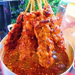 หมูย่างโบราณ + น้ำจิ้มแจ่ว