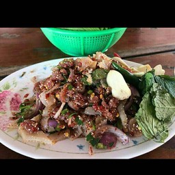 ก้อยเนื้อมะนาวอิสานไม่ขม