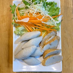 ลูกชิ้นปลารวมลวก