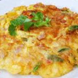 ข้าวไข่เจียวแหนม