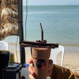 เฮ้าเบลน( ช็อกโกแลตไทย สูตรเฉพาะทางร้่าน)