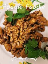 หมูทอดพริกไทยดำ(กับข้าว)