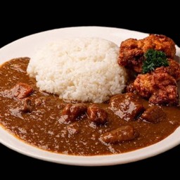 ข้าวแกงกะหรี่หน้าไก่คาราเกะ