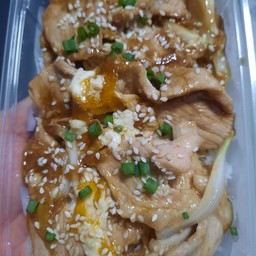ข้าวหน้าหมูเทอริยากิ