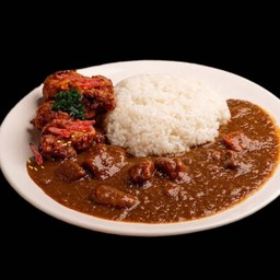 ข้าวแกงกะหรี่ไก่ทอดพริก