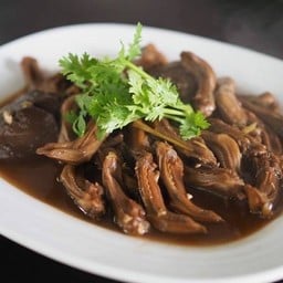 ราคาอาหารปรับขึ้นเนื่องจากมีค่า GP เพิ่มขึ้นนะคะ