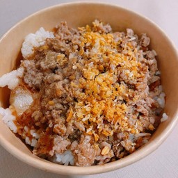 ข้าวหมูสับกระเทียม