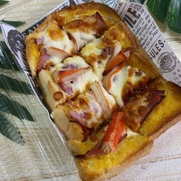 ปังปิ้งข้าวโพดปูอัดชีส