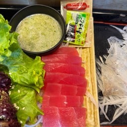 ทูน่าซาซิมิ