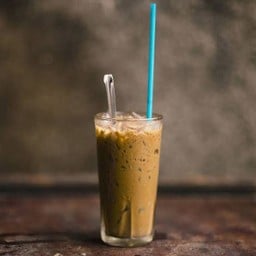 กาแฟเย็น (แยกน้ำแข็ง)